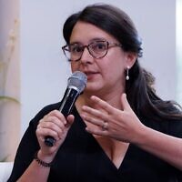 ari Weiss, editor of Common Sense and host of "Honestly" podcast speaks at the 2022 Milken Institute Global Conference in Beverly Hills, California, U.S., May 3, 2022.  REUTERS/Mike Blake