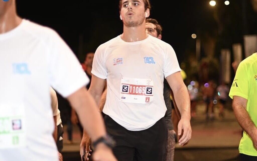 Yoel walked to Netanya from Tel Aviv, in 7 hours.