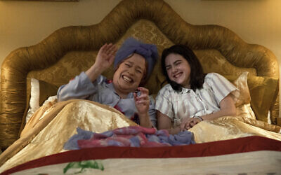 Kathy Bates as grandma Sylvia  and Abby Ryder Fortson as Margaret in Are You There God? It’s Me, Margaret. Credit: Dana Hawley