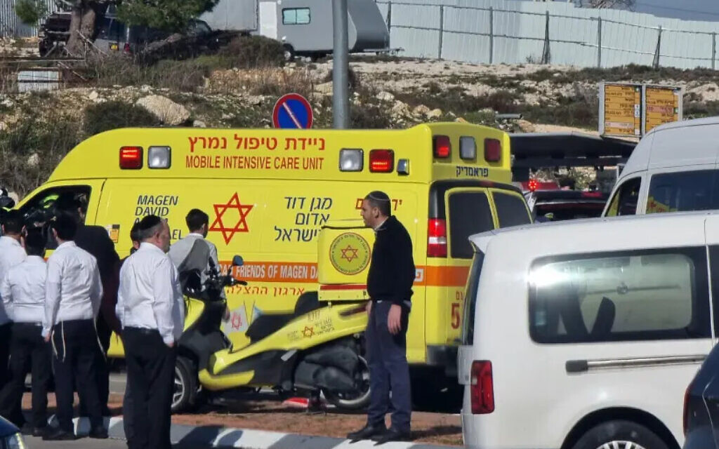 Suspected terror attack in the Ramon neighborhood of Jerusalem, February 10, 2023. (photo credit: ANNA RAIBA BARSKY/MAARIV)