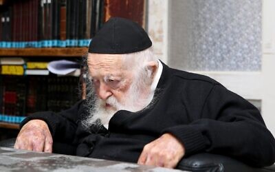 Rabbi Chaim Kanievsky seen at his home in the city of Bnei Brak, Israel, March 17, 2021. (David Cohen/Flash90)