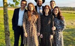 Rabbi Eliezer Zobin with his family. Rabbi Eliezer Zobin with his family.