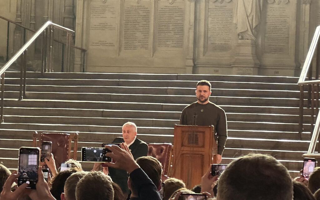 President Zelensky speaks at Westminster Hall