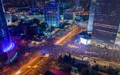 Massive protests against judicial reform in Tel Aviv on 4 March 2023