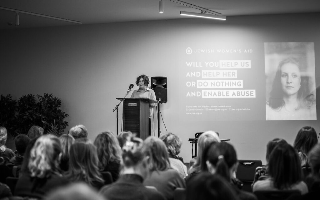 Jane Garvey to venue of 150 attendees. Pic: Jessica Schamroth  2023