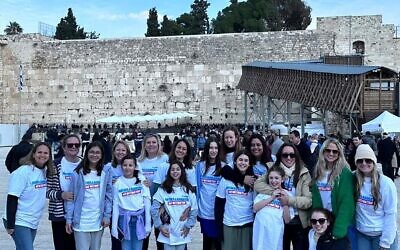 Batmitzvah mums and daughters for Myisrael, February 2023.