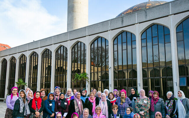Nisa Nashim members at Regent's Park mosque. Pic: Yakir Zur