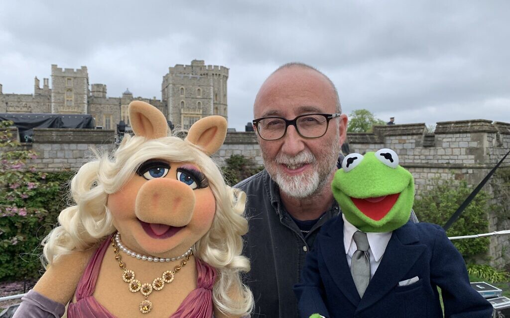 Ivor Baddiel, Twitter