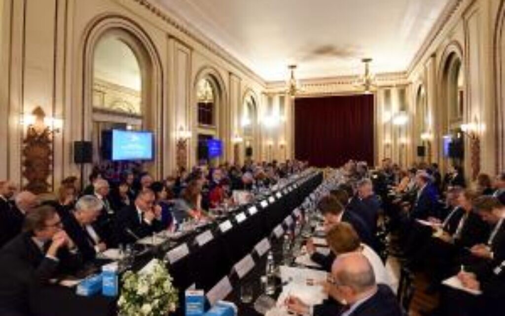 Signing of the IHRA ministerial declaration in Brussels