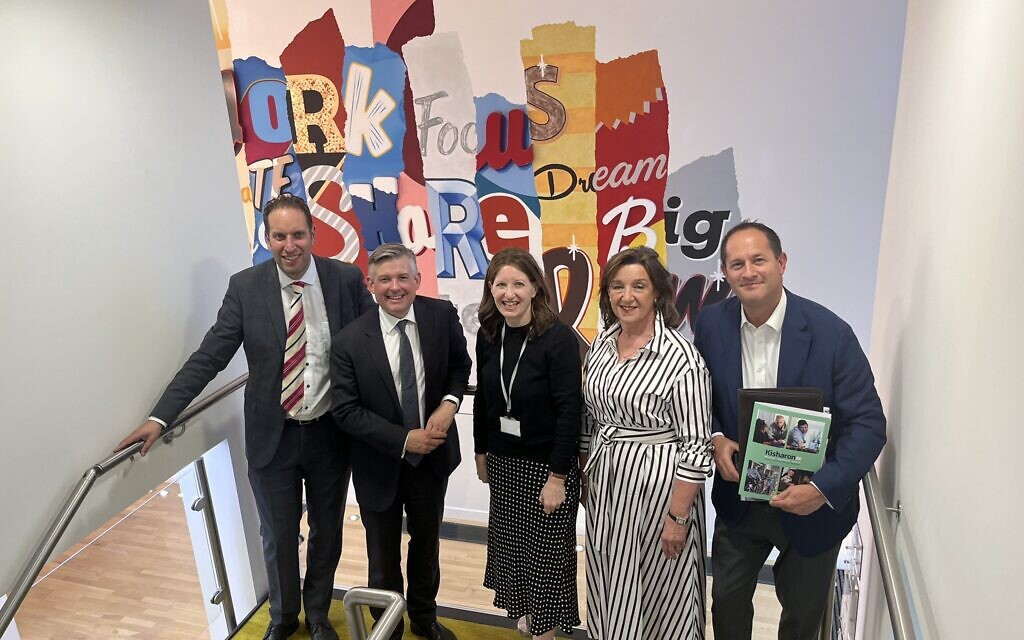 left to right, Marc Levy, Jonathan Ashworth, Debbie Lebrett, Phillipa Mintz, Richard Franklin meet at Work Avenue's HQ