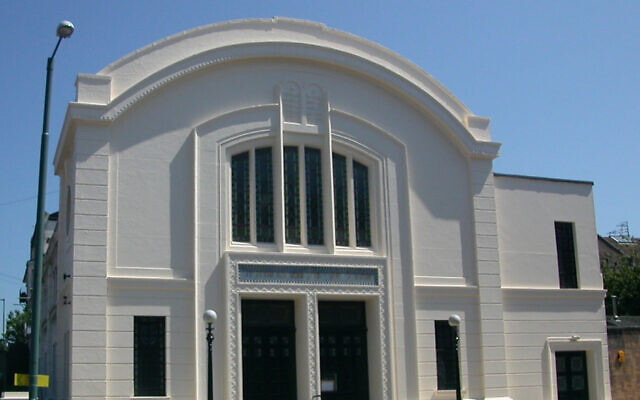 Holland Road synagogue (Photo: Wikimedia Commons)