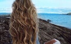 The hair every Jewish woman wants for the beach The hair every Jewish woman wants for the beach