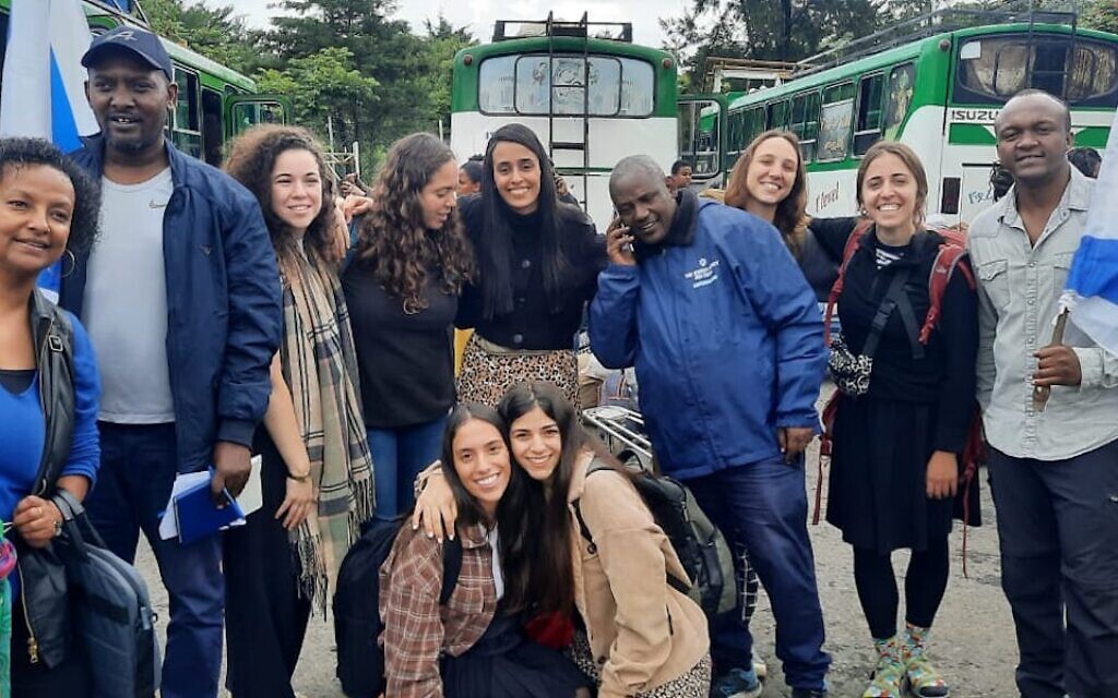 A group of Israeli and Ethiopian citizens pose for a photo. (Israeli Embassy in Ethiopia)