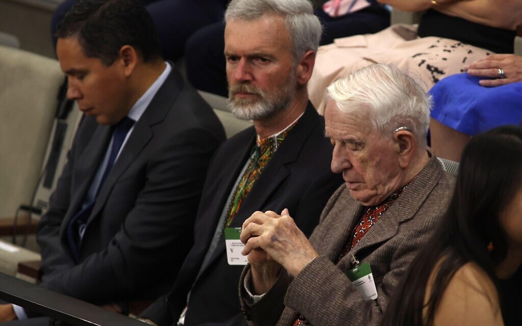 Yaroslav Hunka, right, waits for the arrival of Ukrainian President Volodymyr Zelenskyy in the House of Commons in Ottawa on Friday, Sept. 22, 2023. Several Jewish advocacy organizations condemned members of Parliament on Sunday for giving a standing ovation to a man who fought for a Nazi unit during the Second World War. Credit: The Canadian Press/Alamy Live News