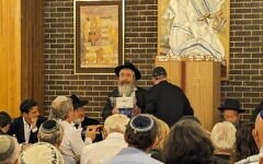 Leeds Jewish community celebrates the completion of its eruv.