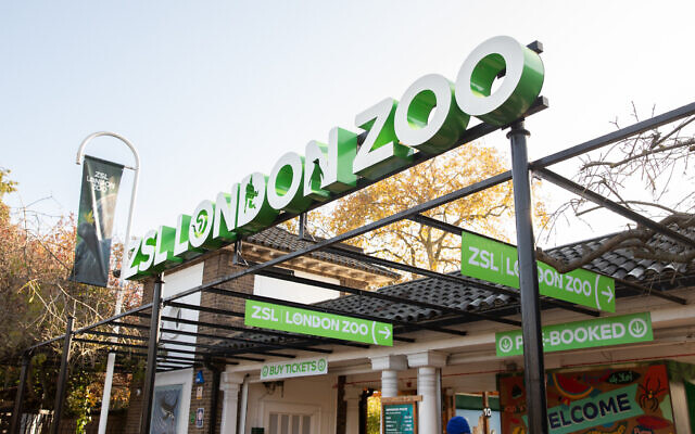ZSL London Zoo main entrance (c) ZSL