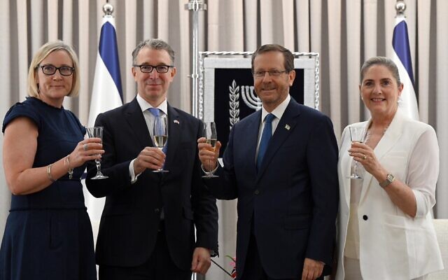 Israel's President Isaac Herzog and British Ambassador to Israel Simon Walters with their wives. Credit: Haim Zach/ GPO