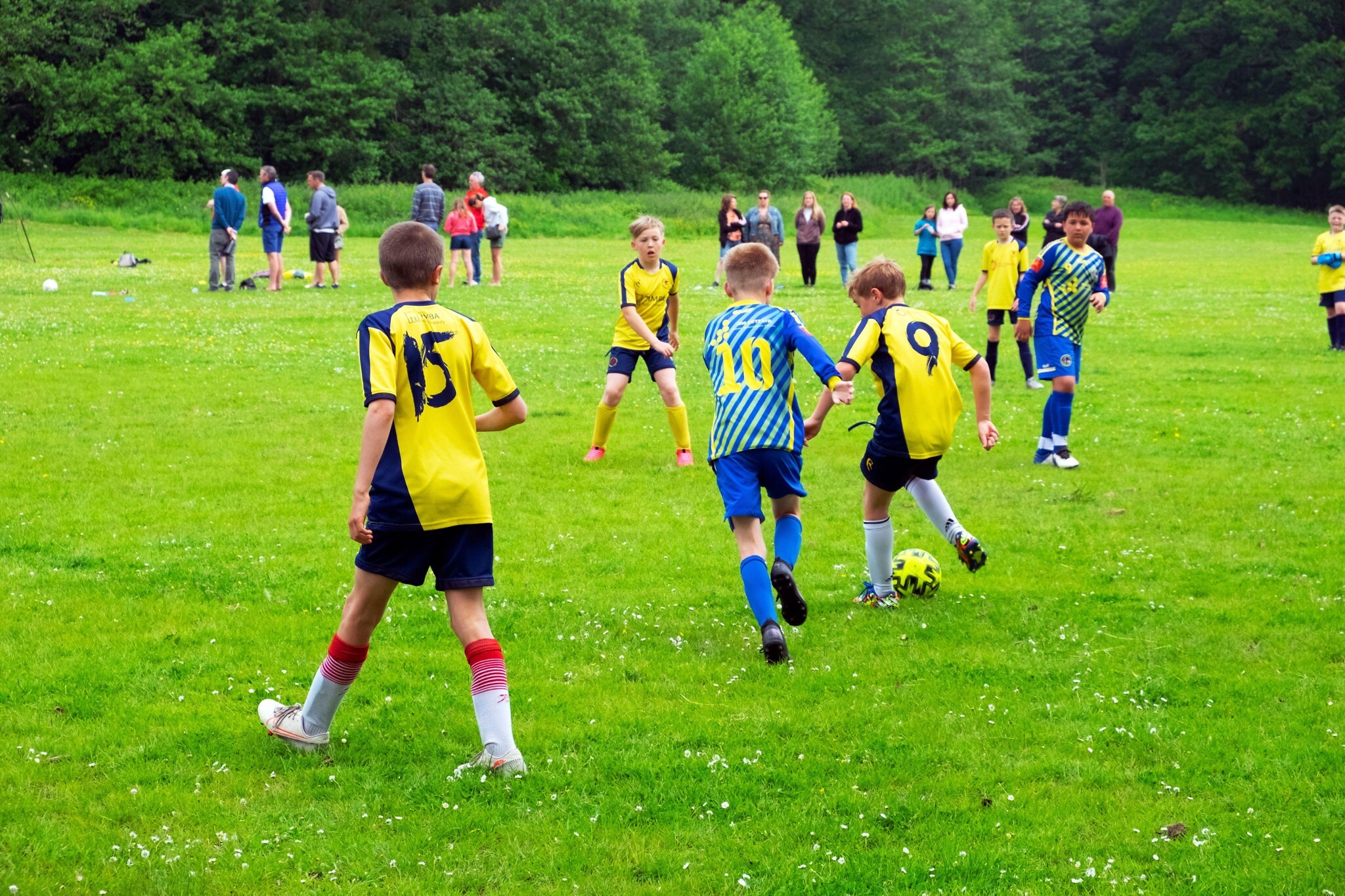 Youth football club begins investigation after boy refuses to play against Jewish team