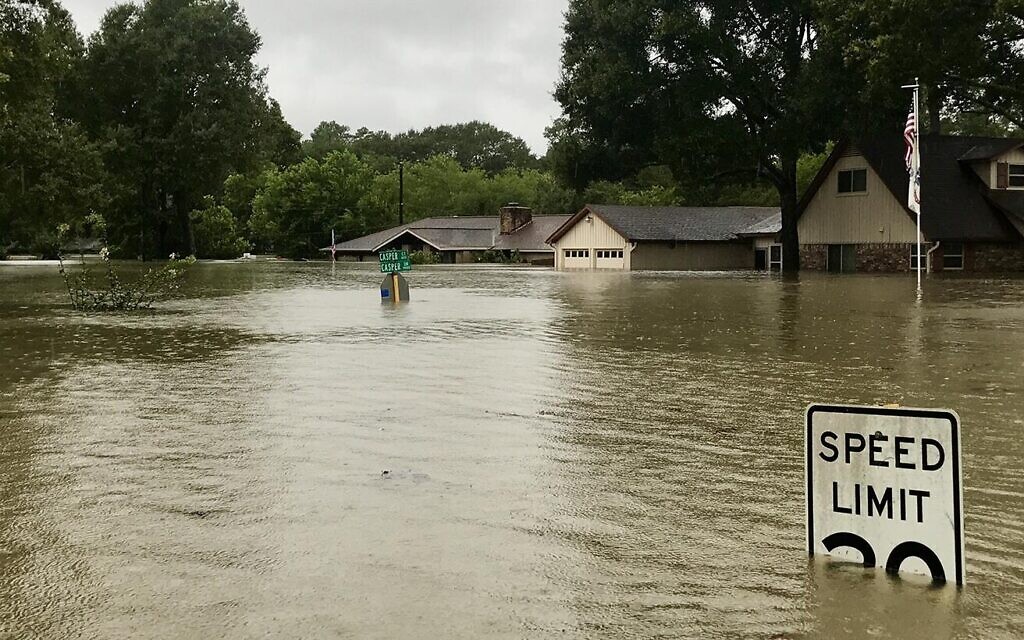 A flood brings darkness and is a sign of chaos