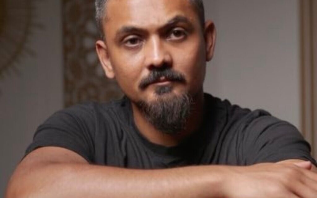 Dilly Hussain.