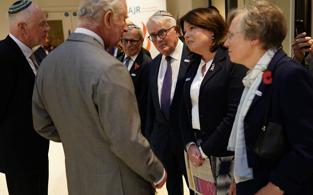 King Charles III meets Kindertransport refugees and guests, from the Association of Jewish Refugees, during a visit to the Central Synagogue in central London to commemorate the 85th anniversary of Kristallnacht.  Picture date: Thursday November 9, 2023. Aaron Chown/PA Wire