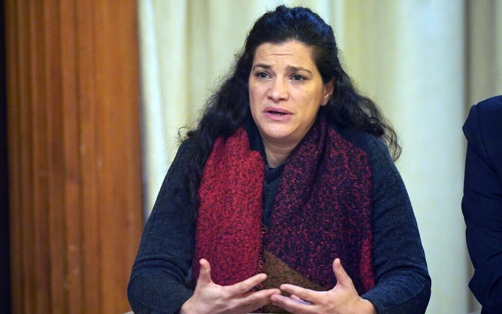 2TA3GK3 Limor Sella-Broyde speaking during a press conference at the Israeli Embassy in London. Picture date: Tuesday November 28, 2023.