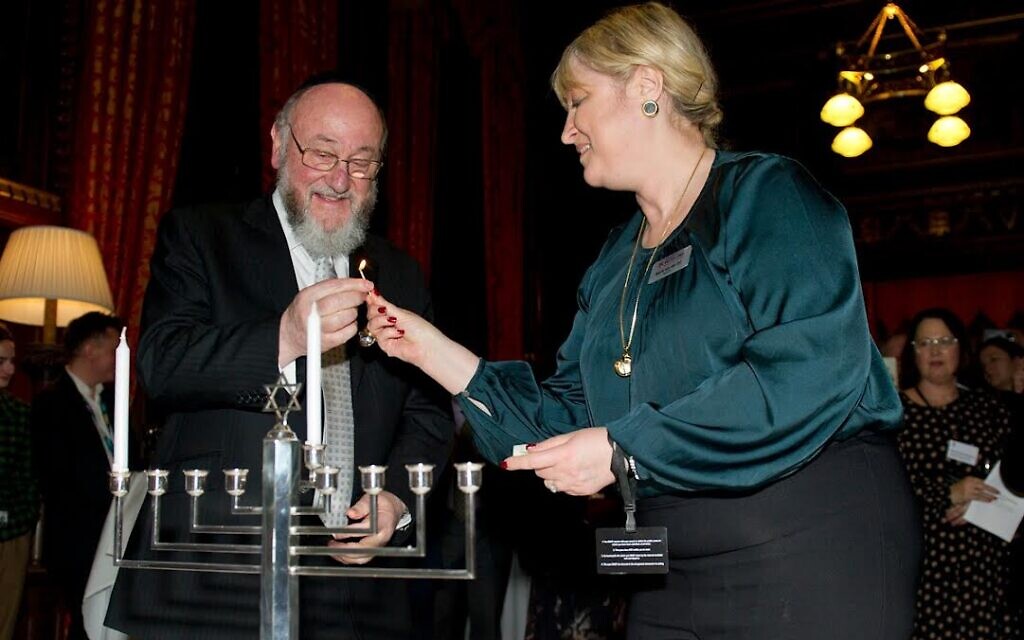 Chief rabbi Ephraim Mirvis and Marie van der Zyl
