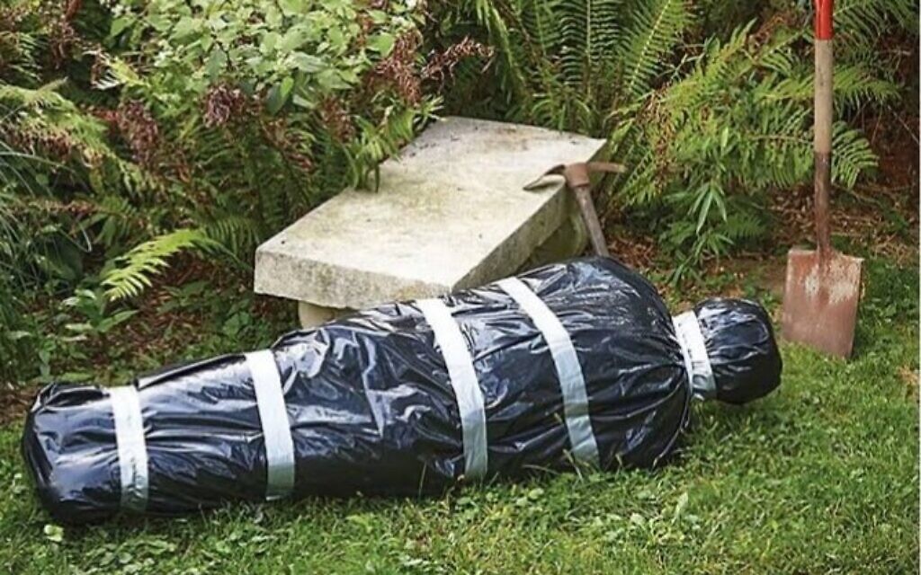 Hijab posted a picture of what seemed to be a wrapped up body, next to a shovel, with the line “make sure that you apply the same discount to the funeral body bags for your terrorist IDF son Mendy. Promo-code Human-shield”.