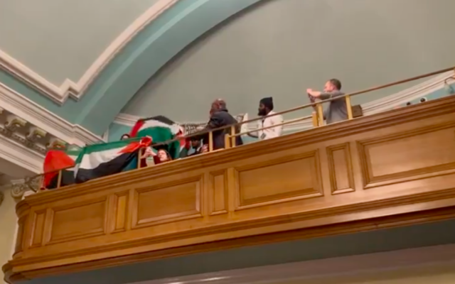 Palestine activists scream insults as Lambeth Council leader Claire Holland tells full meeting of this year's HMD commemorations