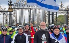 Hundreds gather to cycle in solidarity for those still being held captive in Gaza Hundreds gather to cycle in solidarity for those still being held captive in Gaza
