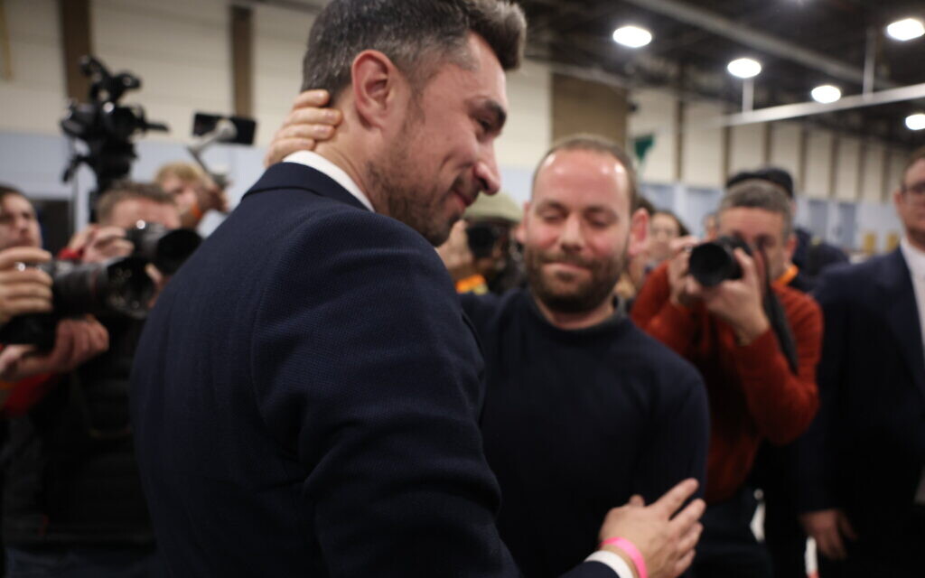 Damien Egan labour candidate at the by election count for the Kingswood by election with husband Yossi (PIC IAN VOGLER)