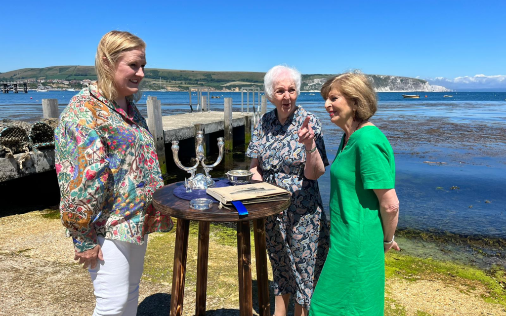 Siobhan Tyrell, Evie Hill, Diana Barzilay. Pic: PR