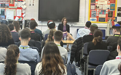 Bridget Philippson on visit to JFS school, where she spoke and took questions from 6th form students