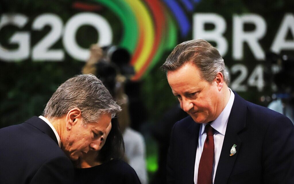 Rio De Janeiro, Brazil. 21st Feb, 2024. Antony Blinken, Secretary of State of the United States, and David Cameron, Minister of Foreign Affairs of the United Kingdom, during the G20 Chancellors' meeting, in Marina da Gloria, central region of Rio de Janeiro, this Wednesday, 21 February 2024 . Credit: Brazil Photo Press/Alamy Live News