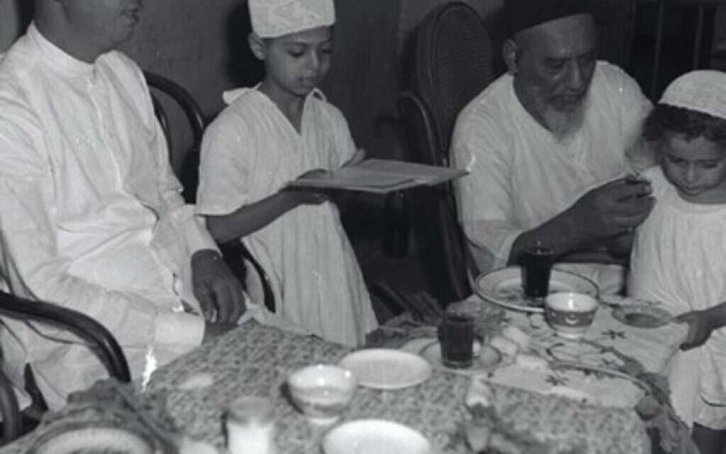Aden, Yemen - Passover ceremony at the main Rabbi's house in Aden, 1949. Photo by Fred Chesnick, KKL-JNF Archive. Aden, Yemen - Passover ceremony at the main Rabbi's house in Aden, 1949. Photo by Fred Chesnick, KKL-JNF Archive.