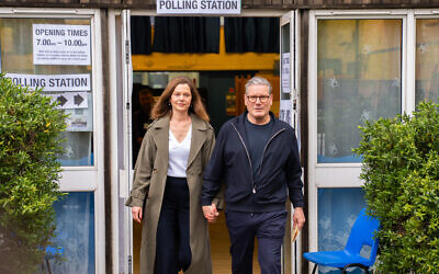 Keir Starmer, leader of the Labour Party, and his wife, Victoria Starmer, after casting their votes in the local and London Mayoral election. Picture date: Thursday May 2, 2024