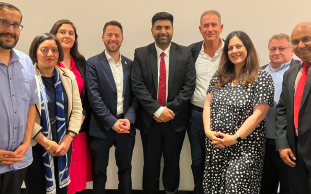 Muslim and Jewish faith leaders attend first meeting