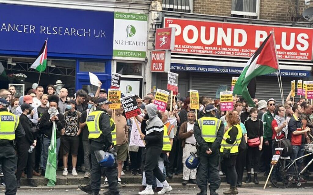 Anti-racism demo in Finchley
