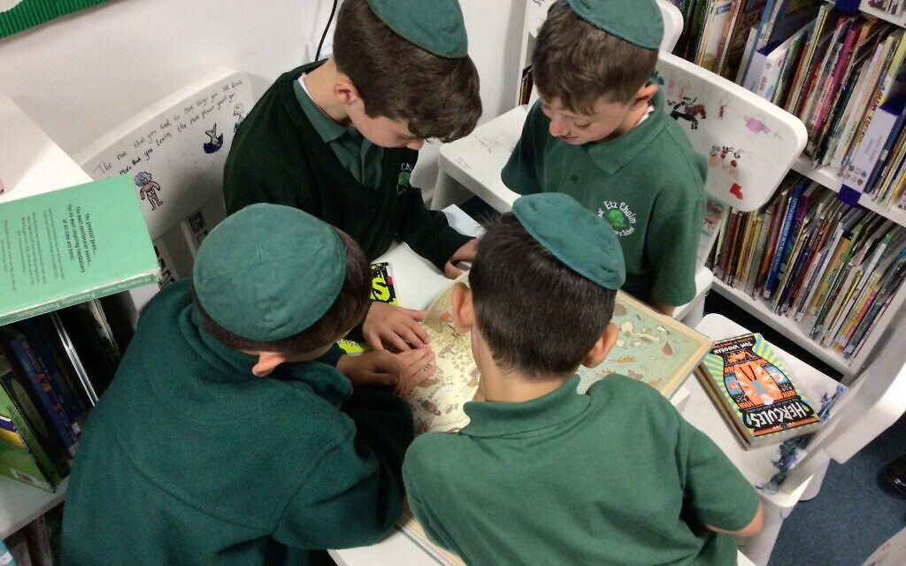 Students in the library, Etz Chaim. Pic: Courtesy, Etz Chaim Jewish Primary School