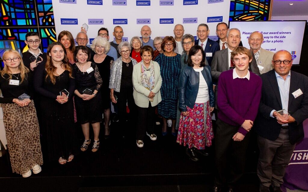 Jewish Care inspiring volunteers receive awards at The Betty & Aubrey Lynes Volunteer Awards. Pic: Claire Jonas Photography