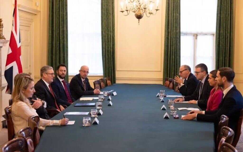 PM meets with Jewish leaders