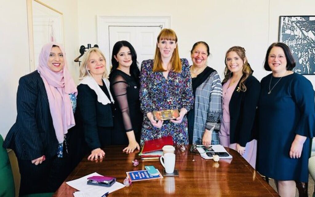 Angela Rayner meets with Nisa Nashim