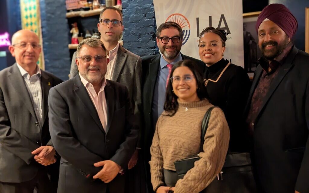 Members of the British Indian Jewish Association