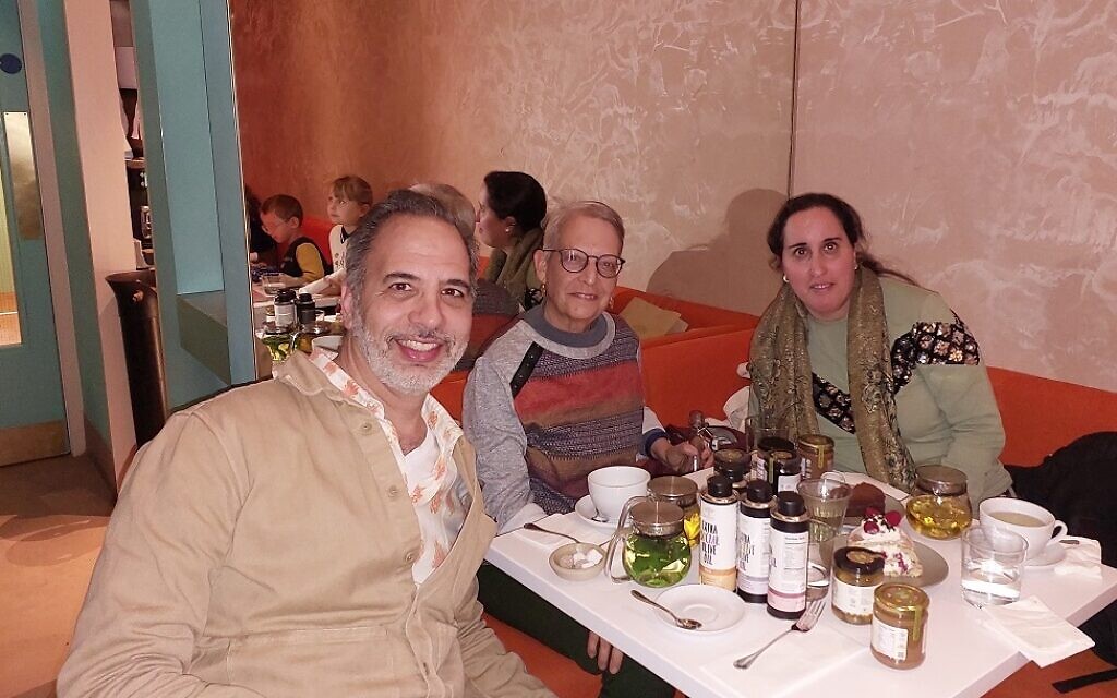 Yotam Ottolenghi with Hadas and Hanan at his Hamstead restaurant