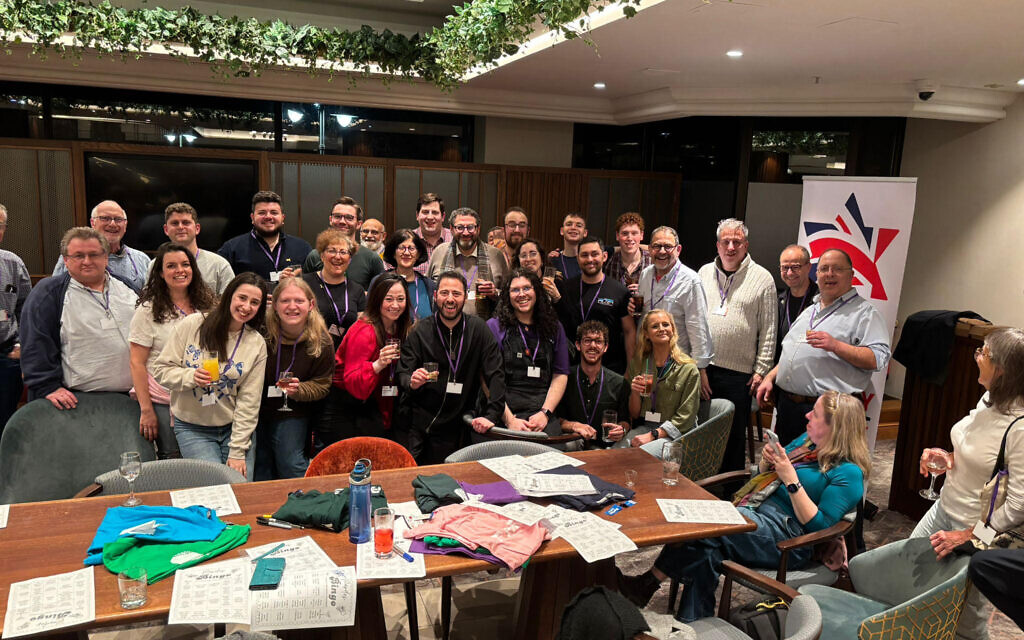 Phil Rosenberg, centre, and large Board of Deputies turn-out for Limmud 2024