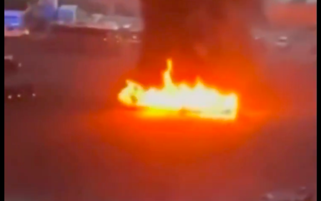 3 buses explode near Tel Aviv in suspected terror attack