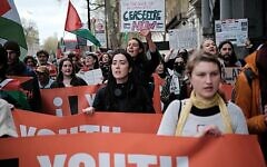 Youth Demand supporters at the Gaza Ceasefire Now march in London, April 2024. Photo Credit: Wikipedia