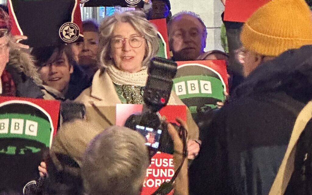Protest outside BBC, Thursday 6th March 2025