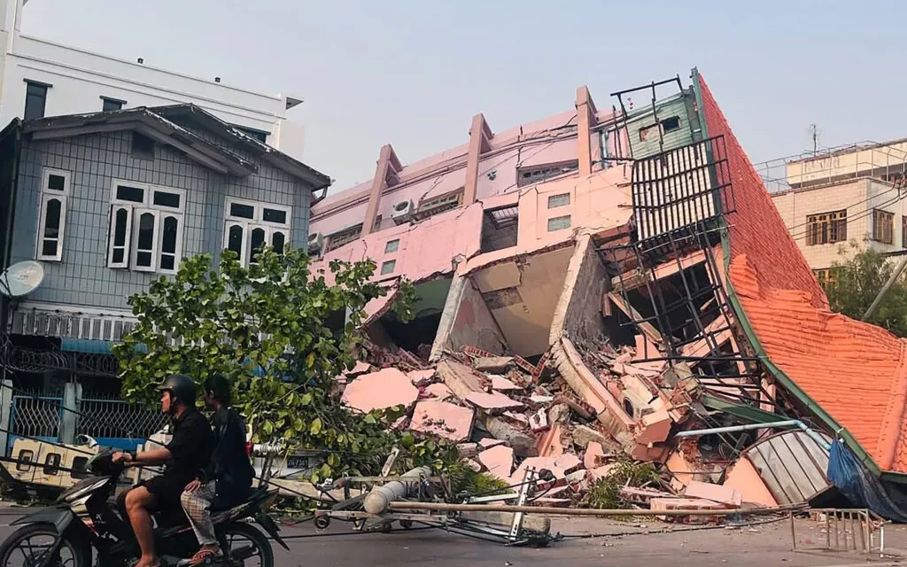 Rescue workers search through the rubble for survivors following the devastating 7.7 magnitude earthquake in Myanmar on 28 March 2025. The disaster has killed thousands and displaced millions. (Photo: World Jewish Relief)