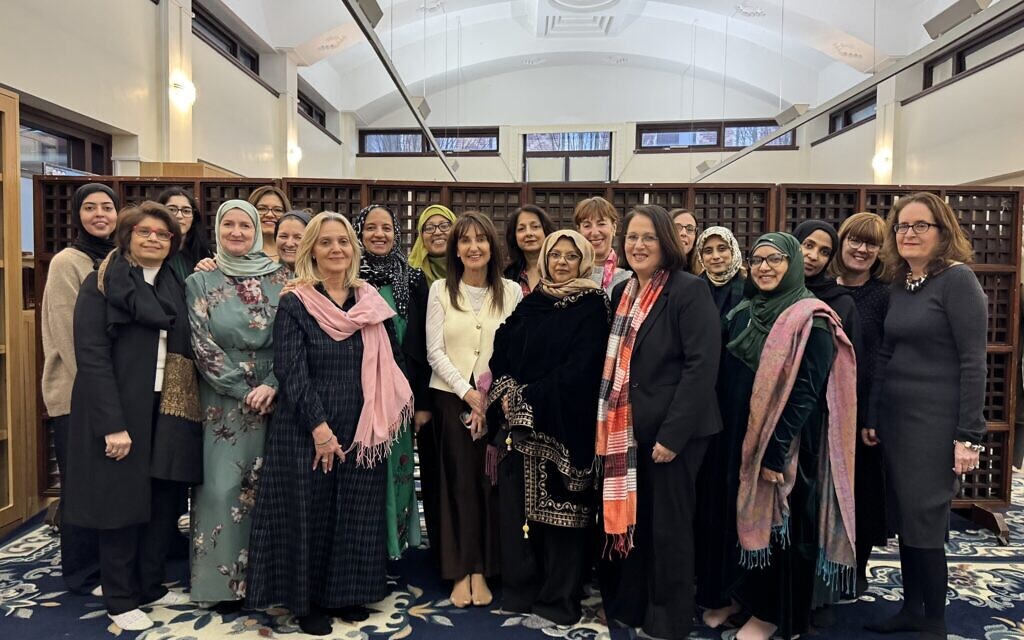 Jewish-and-Muslim-Women., including Laura Marks, at a 2025 Iftar event